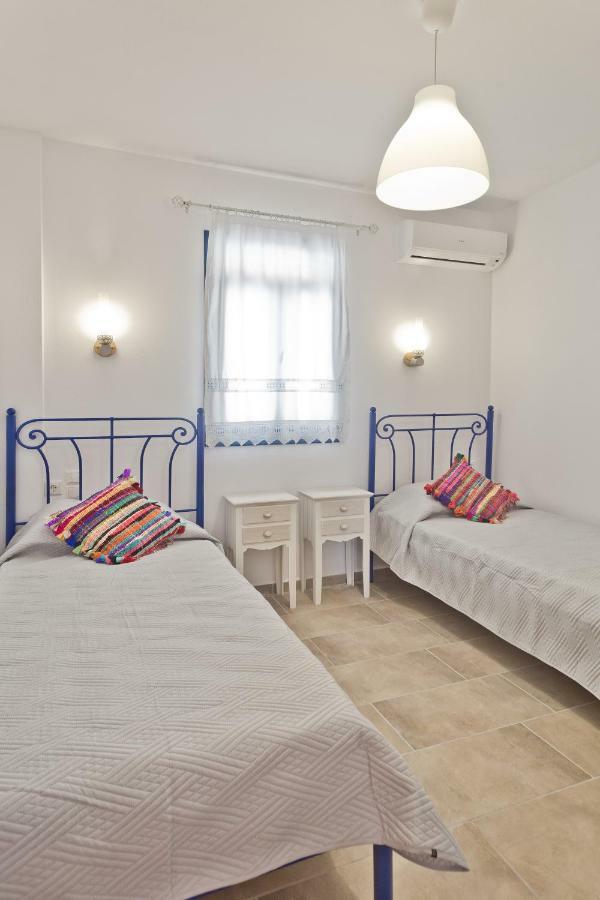 Alisachni Villas Lefkos  エクステリア 写真